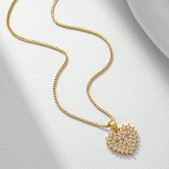 Gold Casual Women's Gold-Plated Stainless Steel Cubic Zirconia Heart Necklace - Picture 3 of 5